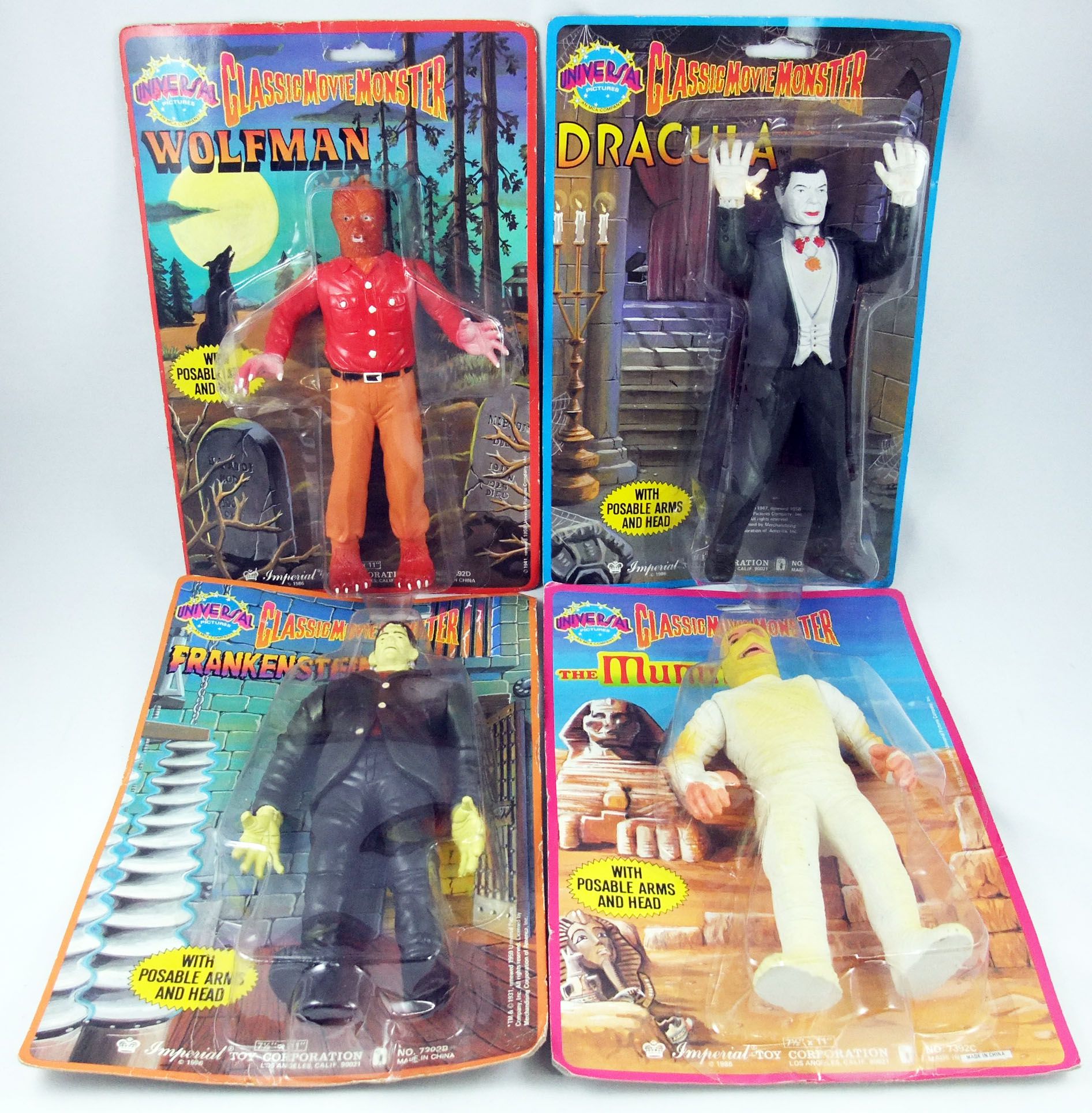 universal-studios-movie-monsters---imperial-toy-corp---set-de-4-action-figures---dracula--frankenst-p-image-429181-grande.jpg